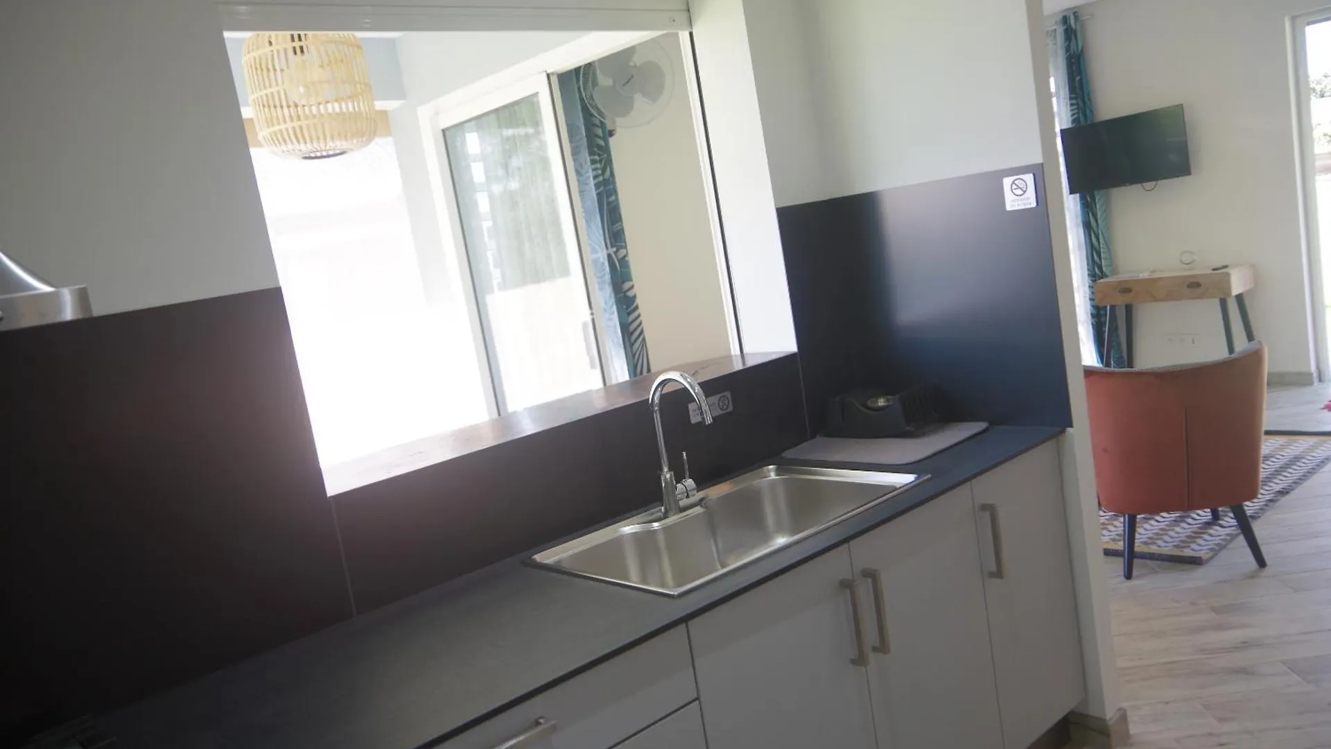 Vai Iti Lodge Afaahiti Bed & Breakfast